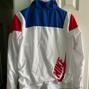 Youth XL Standard Fit  Nike WindBreaker retro blue white red pullover